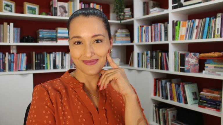 Professora de Português - Francine Ramos